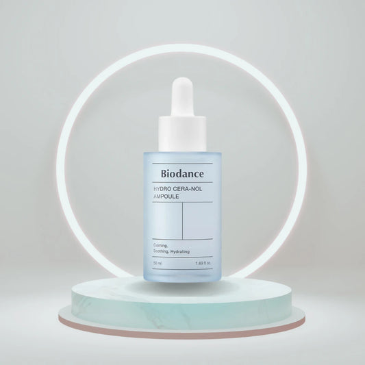 Siero viso Biodance Hydro Cera-Nol: formula lenitiva e idratante per pelli sensibili, con acido ialuronico, pantenolo e ceramidi.